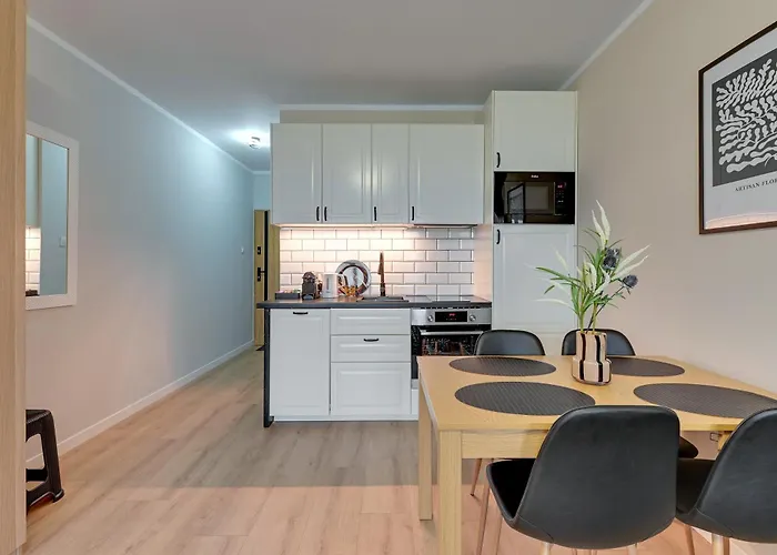 Baltea Park Seaside By Downtown Apartments